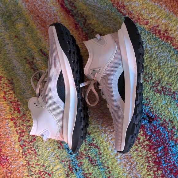 🎵 Vasque Here Low Everyday Shoes - Women's 9.5🎵 - Picture 3 of 7